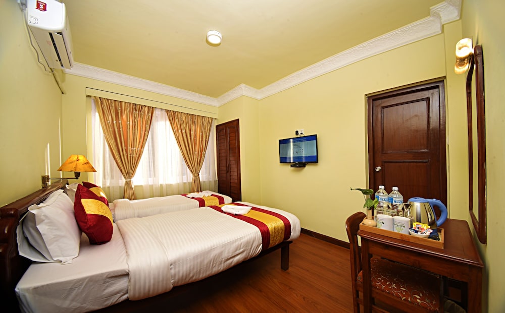 Nirvana Boutique Hotel 17/50