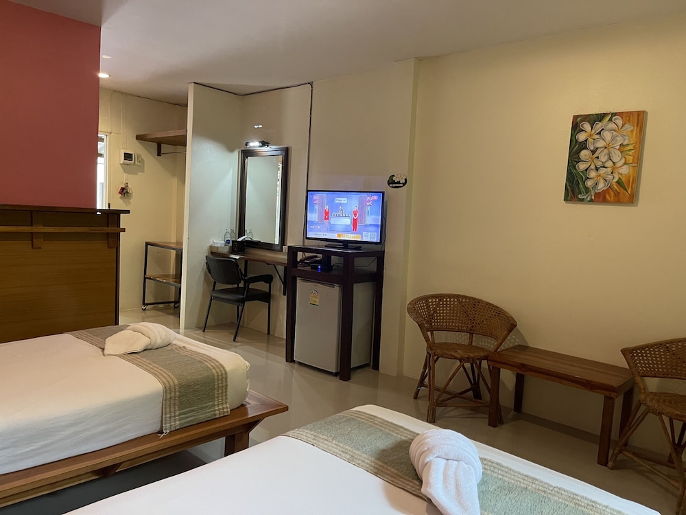 Ruen Kaew Resort 24/38