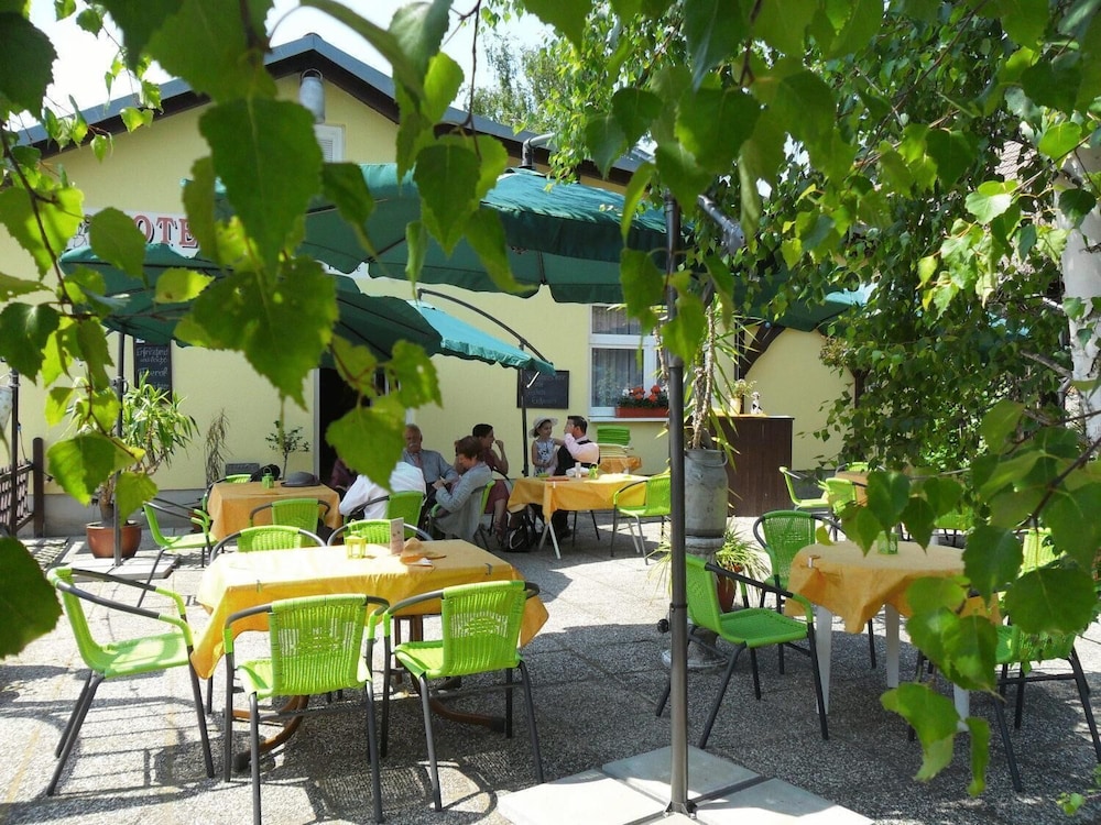 Alte Molkerei Hotel & Restaurant 5/59