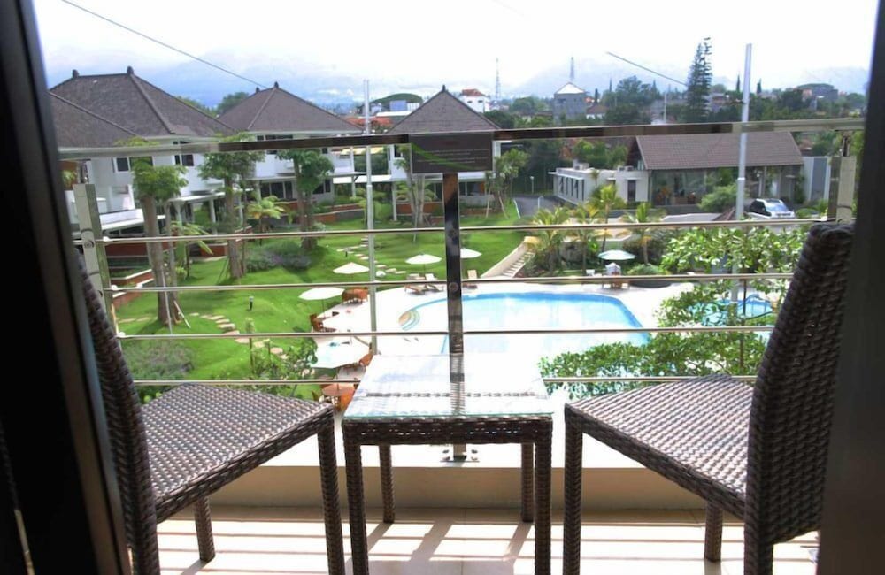SAMARA RESORT 42/72