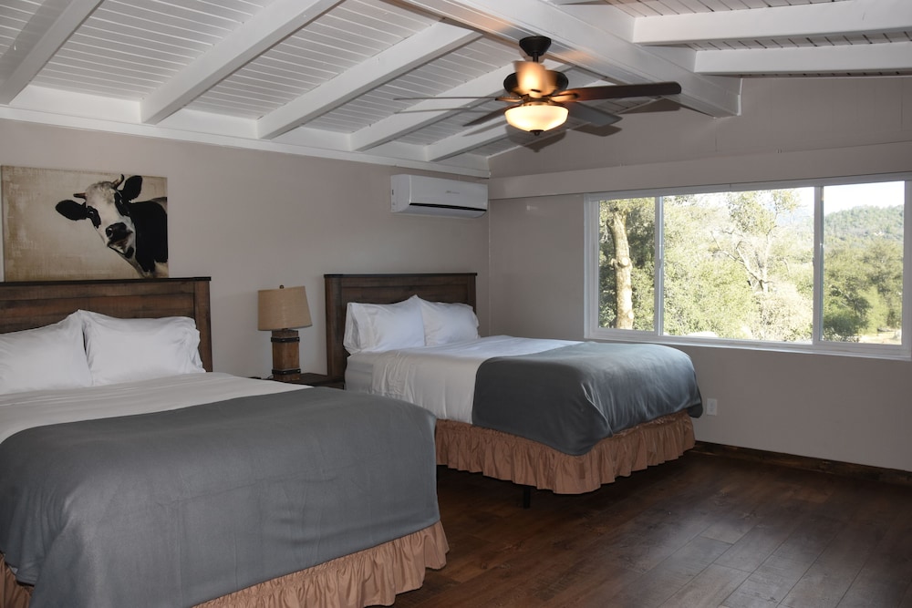 Apple Tree Inn 9/50