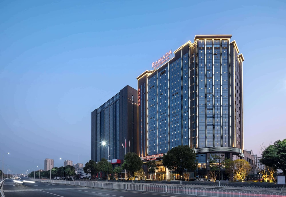 Ramada by Wyndham Huangshan Xiuning 3/25