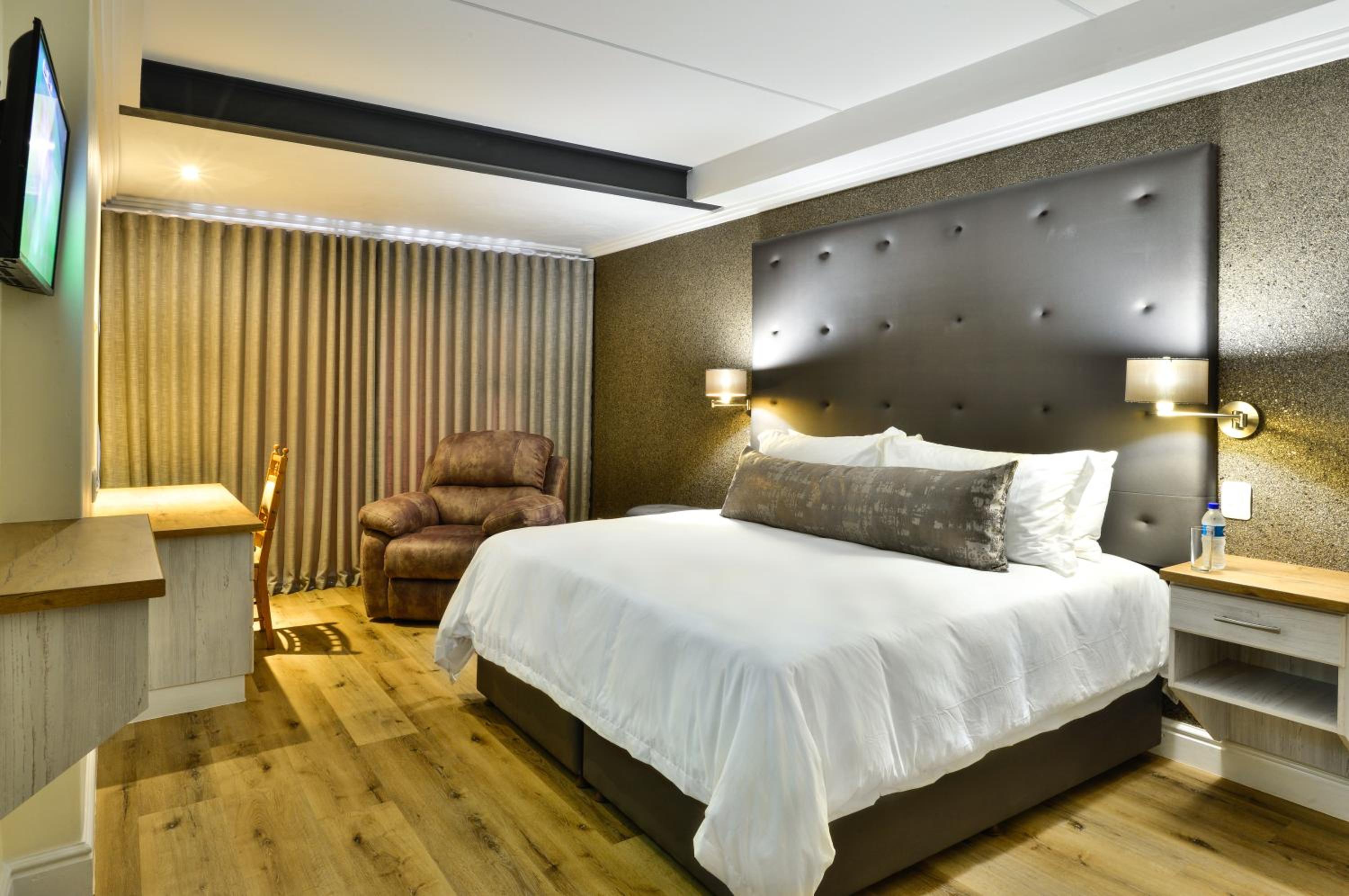 HERMS Restaurant & Boutique Hotel 5/23