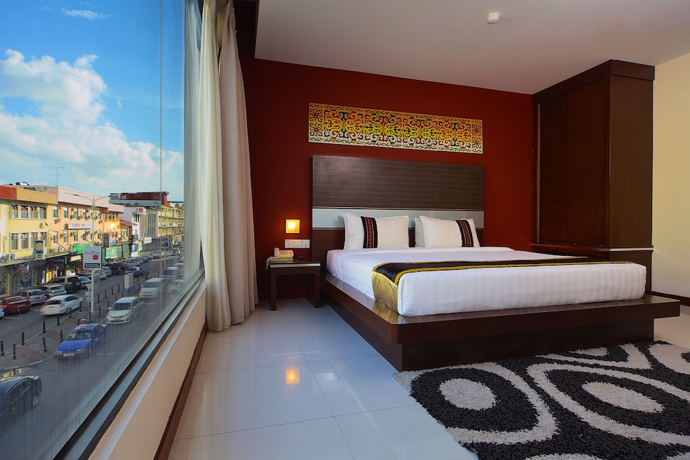 Kinabalu Daya Hotel 38/72