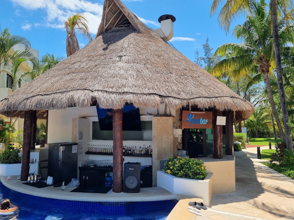Laguna Suites Golf & Spa in CANCUN