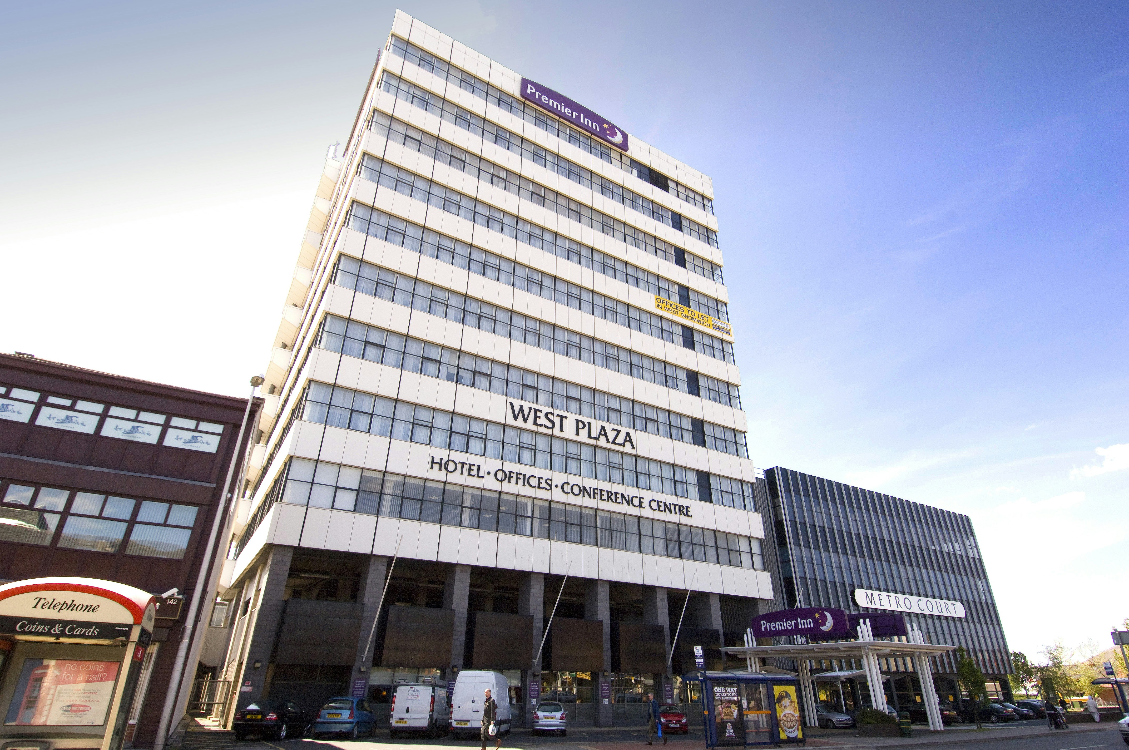 Premier Inn West Bromwich Town Centre (New Square) in SANDWELL