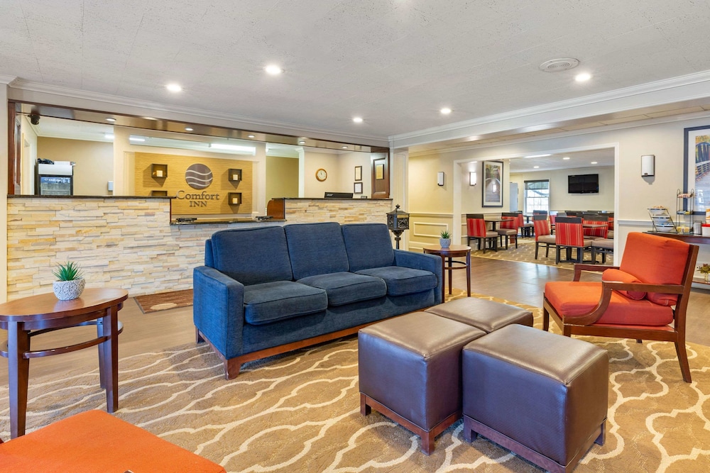 Comfort Inn Auburn-Worcester 29/46