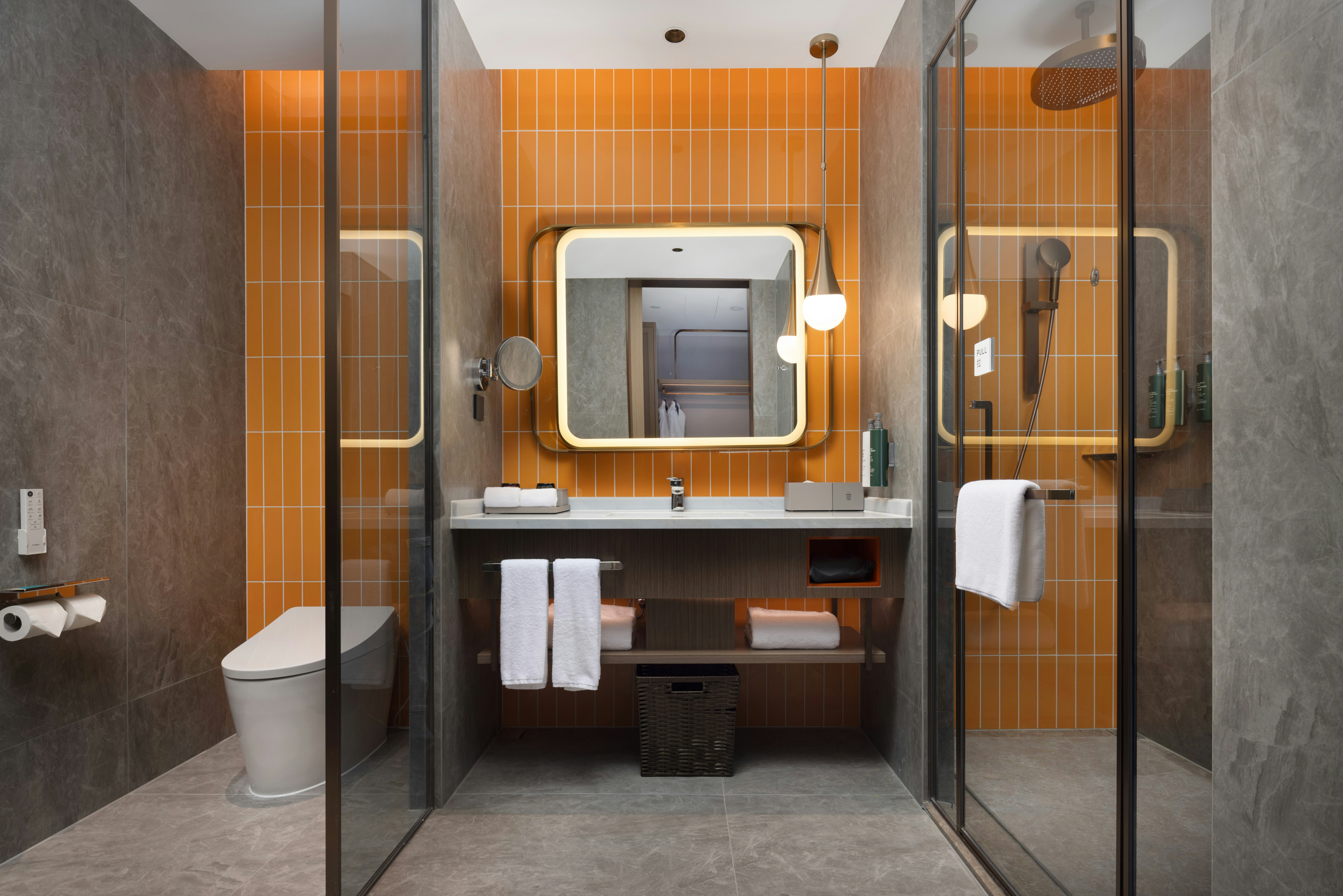 Home2 Suites by Hilton Yiwu World Trade Center 58/60