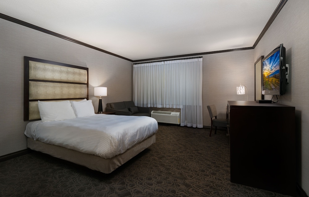 Prestige Hotel Vernon 10/57