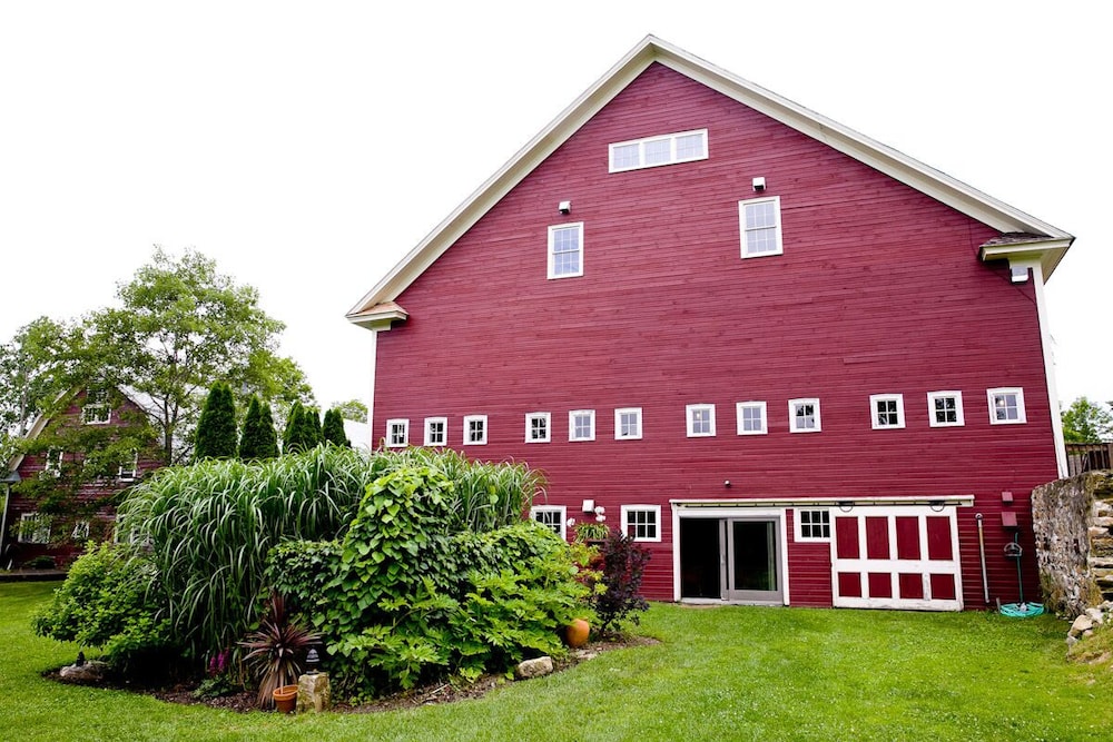 Gedney Farm 9/56