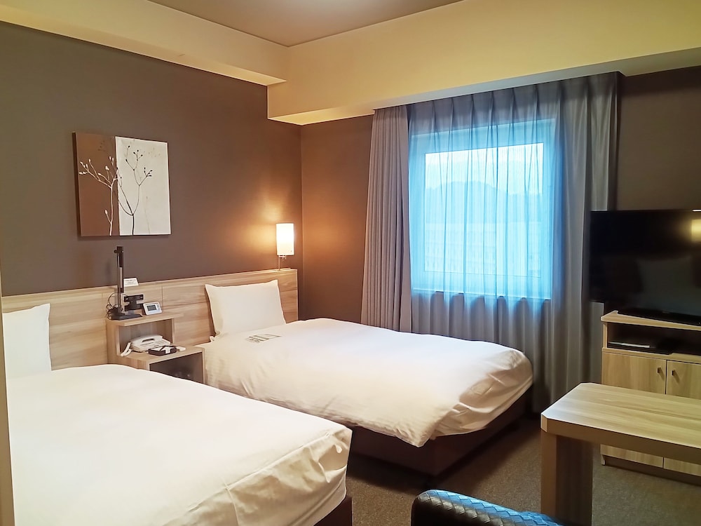 Hotel Route-Inn Hamada Ekimae 12/32