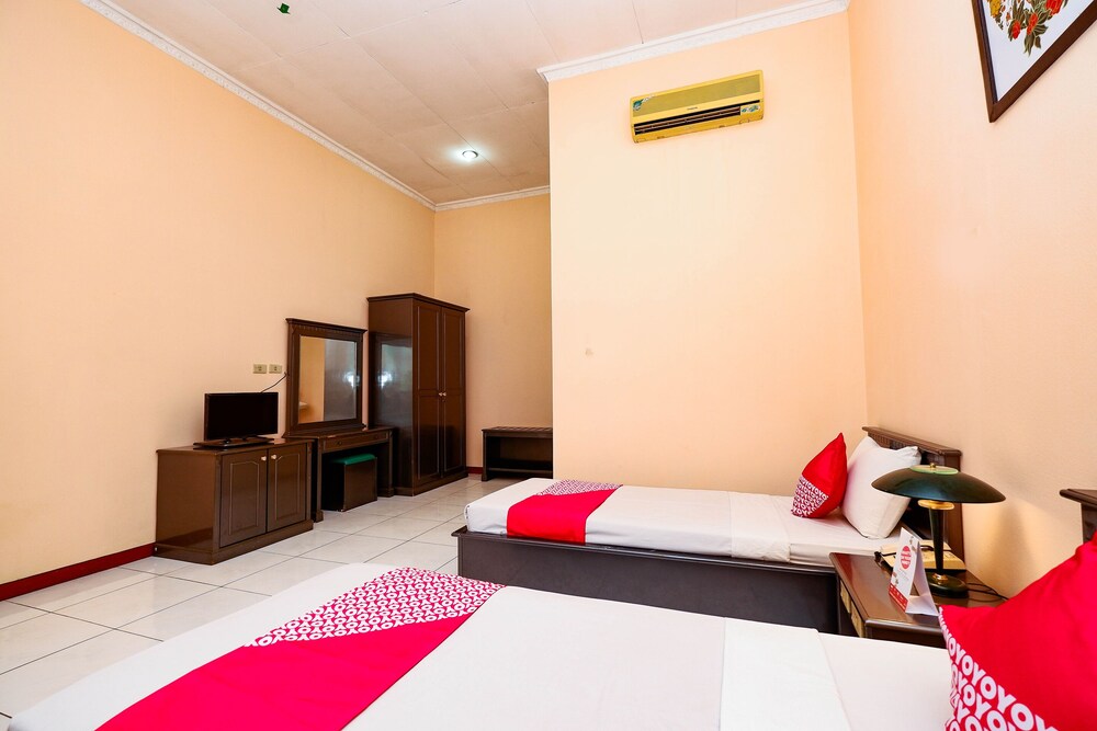 OYO 2495 Hotel Wijaya 28/50