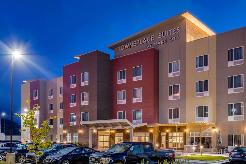 TownePlace Suites by Marriott Chicago Waukegan/Gurnee 5/50