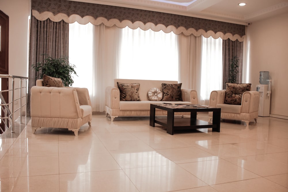 Central Baku Hotel 47/50