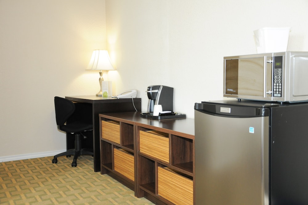 High Point Inn & Suites Peace River 25/31