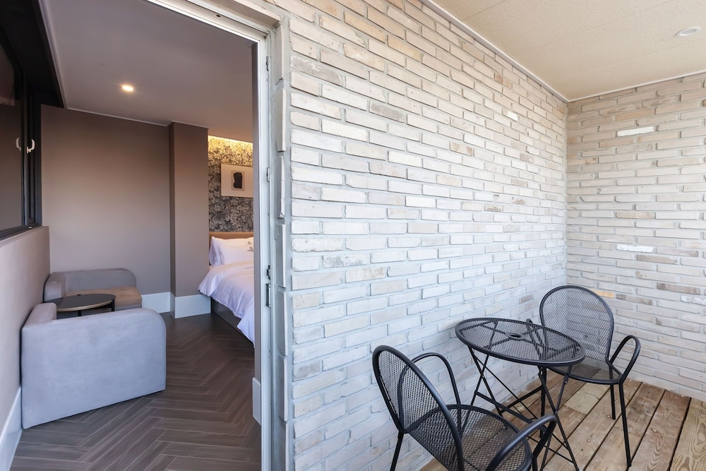 Browndot Hotel Sasang Renecite 32/50