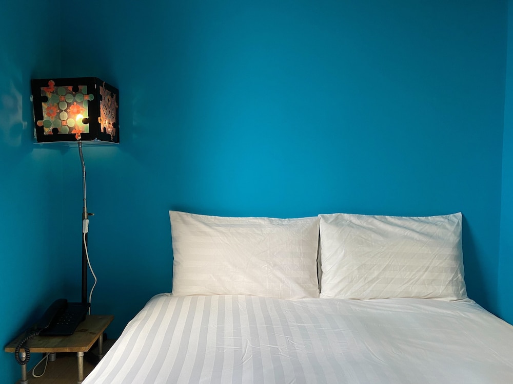 Cho Hotel 24/49