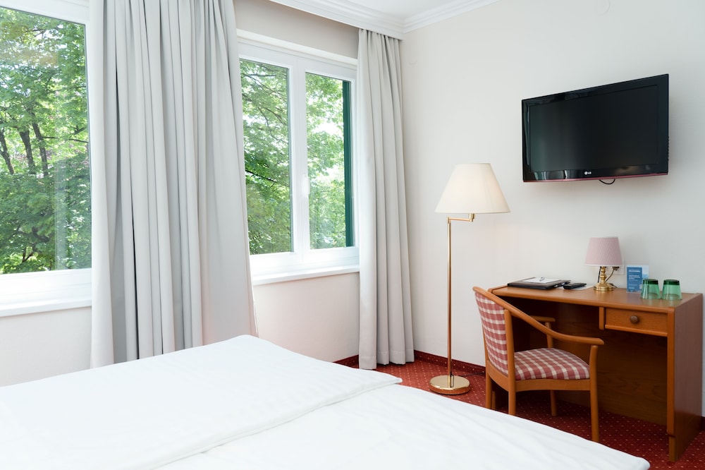 Inselhotel Faakersee 14/63