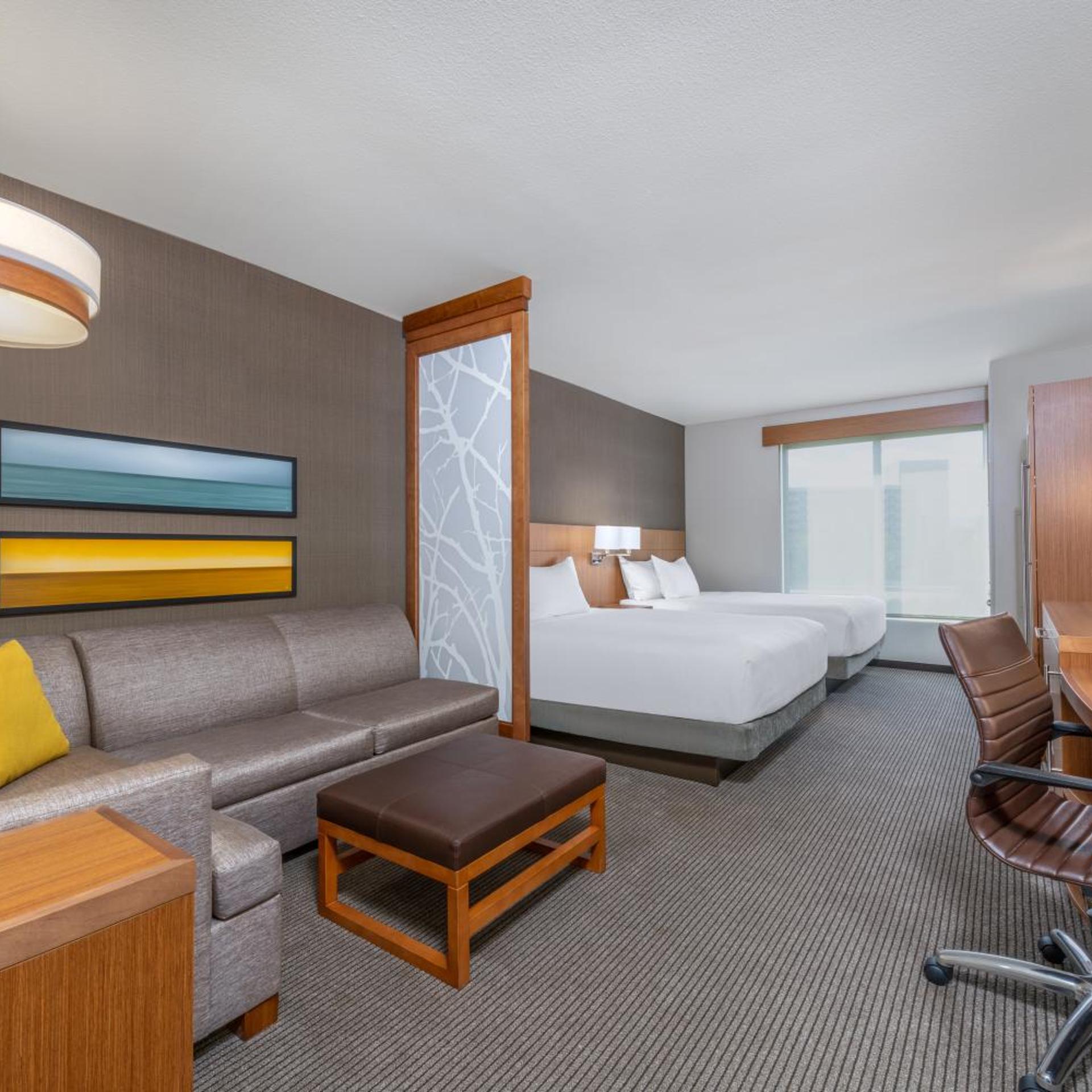Room, 2 Queen Beds, Sofa, Bathtub, Accessible