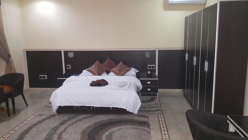 Room at Wissal Hotel, NOUAKCHOTT