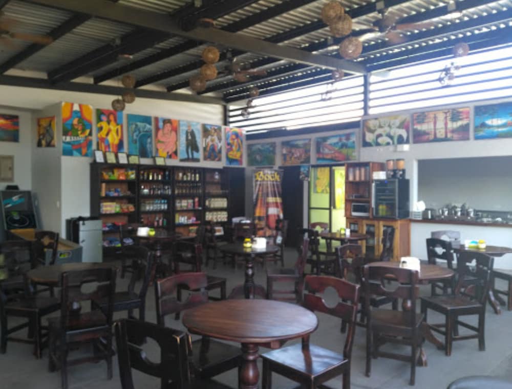restaurant-cafeteria