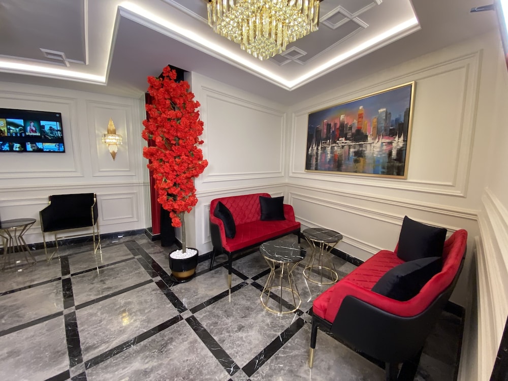 Omma Hotel 24/40