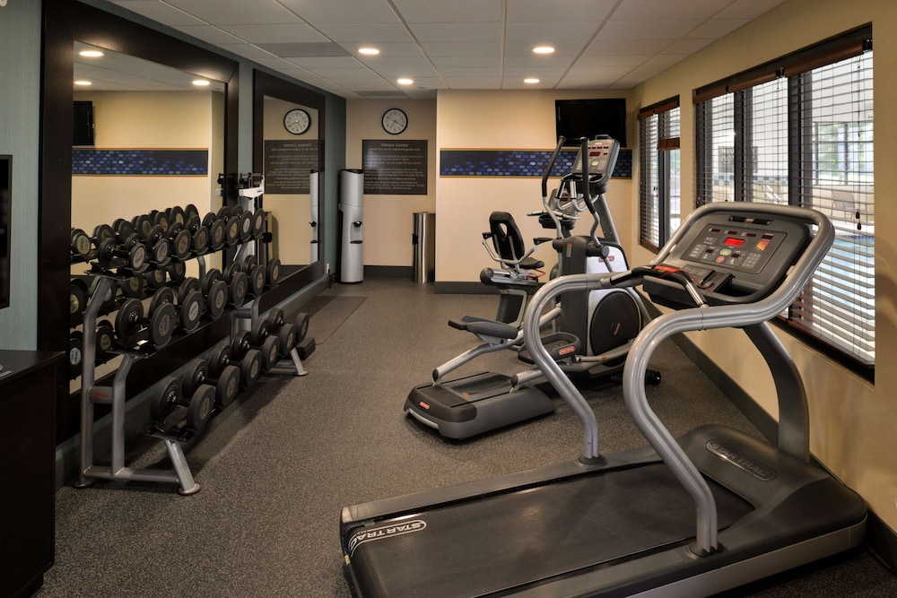 Hampton Inn & Suites St. Louis-Edwardsville 42/69