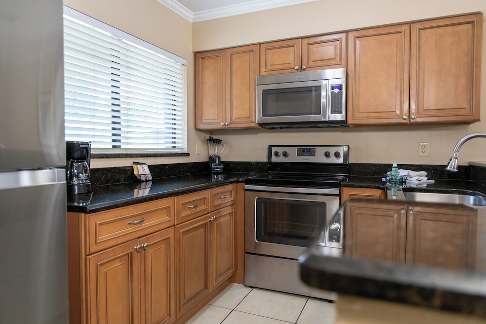 Legacy Vacation Resorts - Palm Coast 36/50