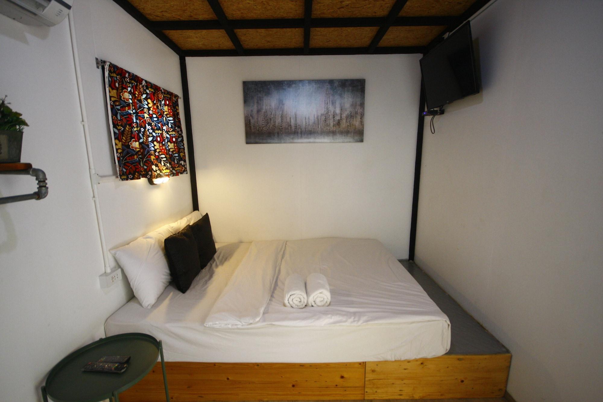Sweet Box Bed And Breakfast 9/67
