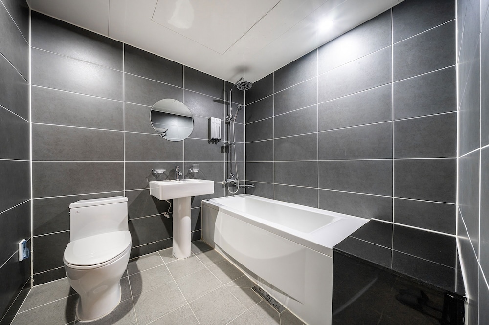 Suwon Dono1796 Hotel 65/68