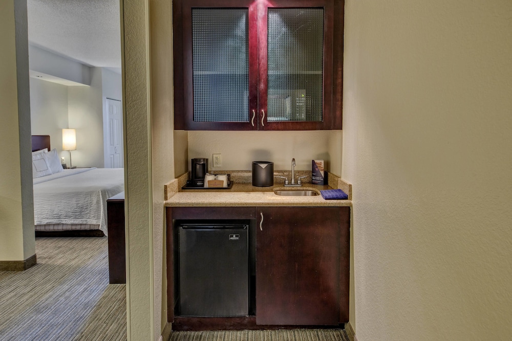 SpringHill Suites by Marriott Naples 34/40