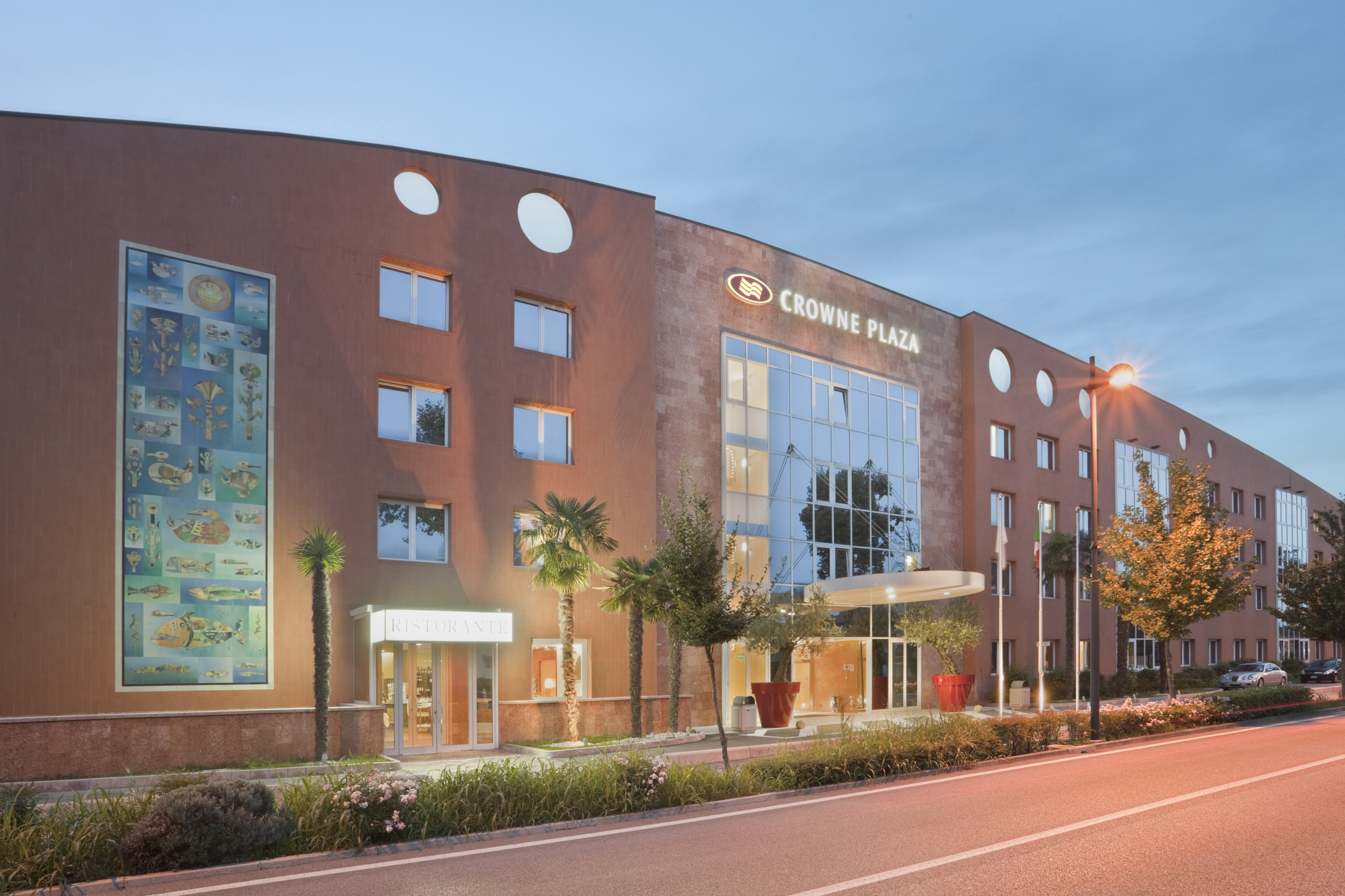 Crowne Plaza Venice East 5/67