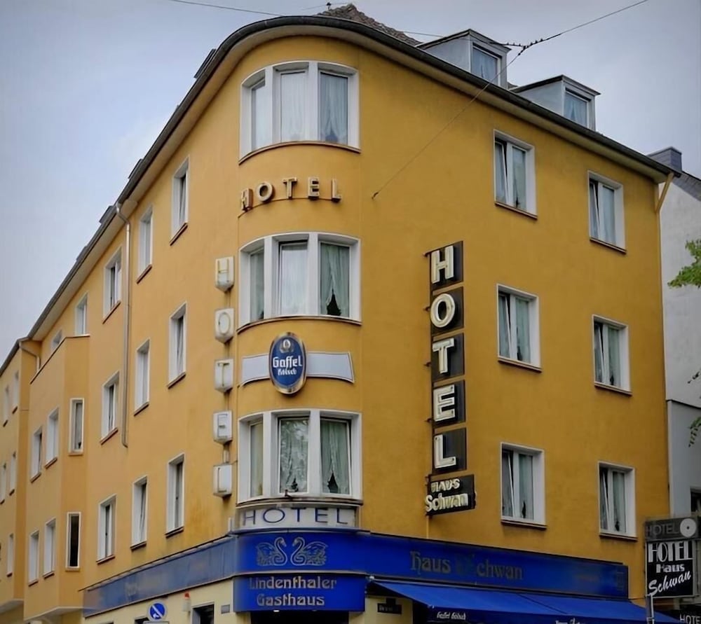Hotel Haus Schwan 3/25