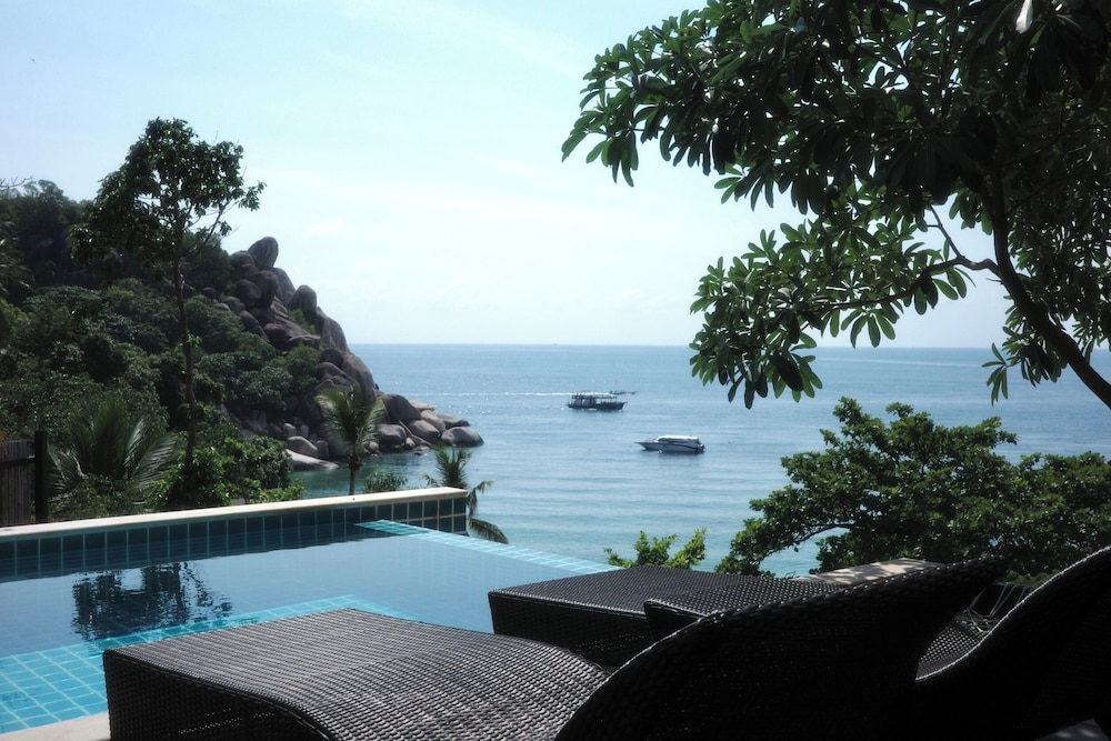 Freedom Beach Resort 45/50