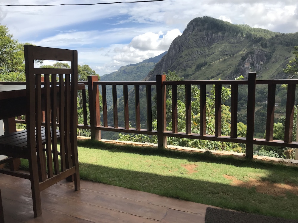 Ella Ridge View Holiday Inn 27/40