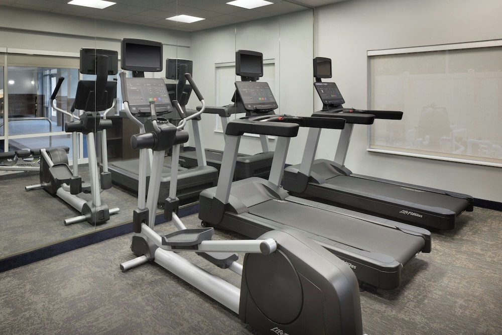 Fairfield Inn And Suites Lake City 19/50