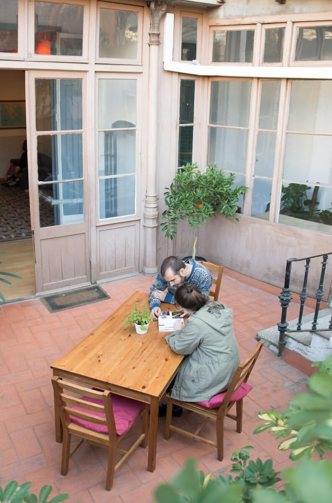 Soul Backpackers Barcelona 17/24