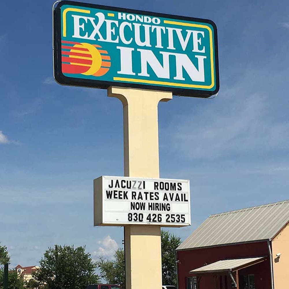 Executive Inn of Hondo 18/40