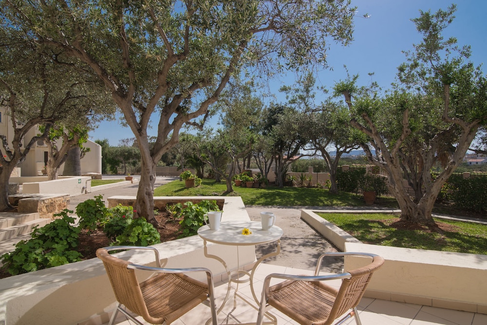 Ourania Apartments in HERSONISSOS