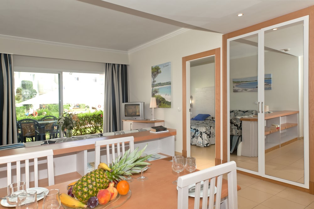 Aparthotel Isla de Cabrera 31/67
