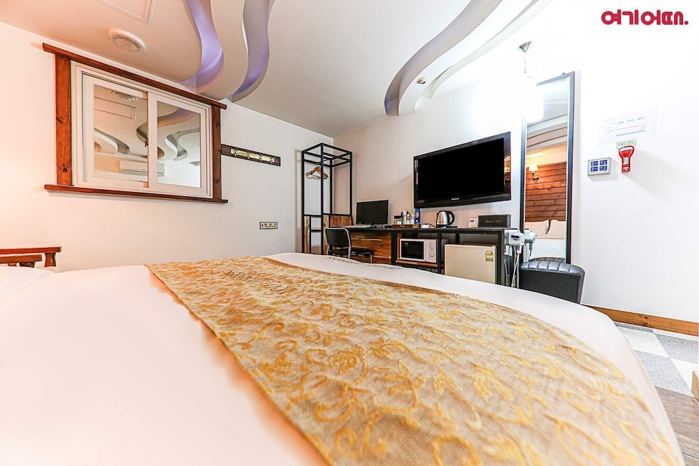 Cheonan Business Hotel 15/50