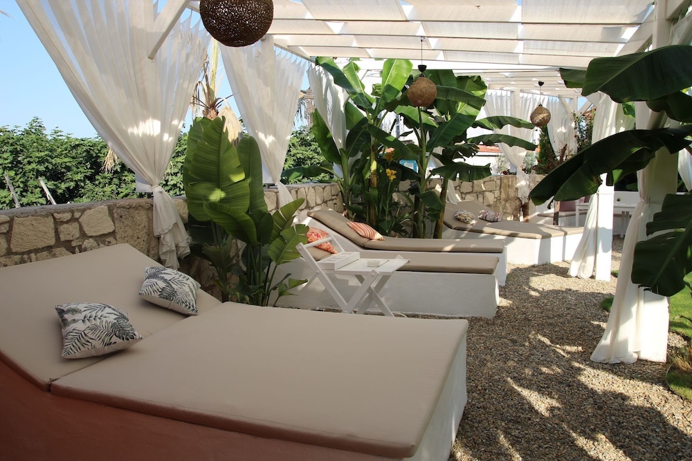Alacati Londia Hotel 3/27