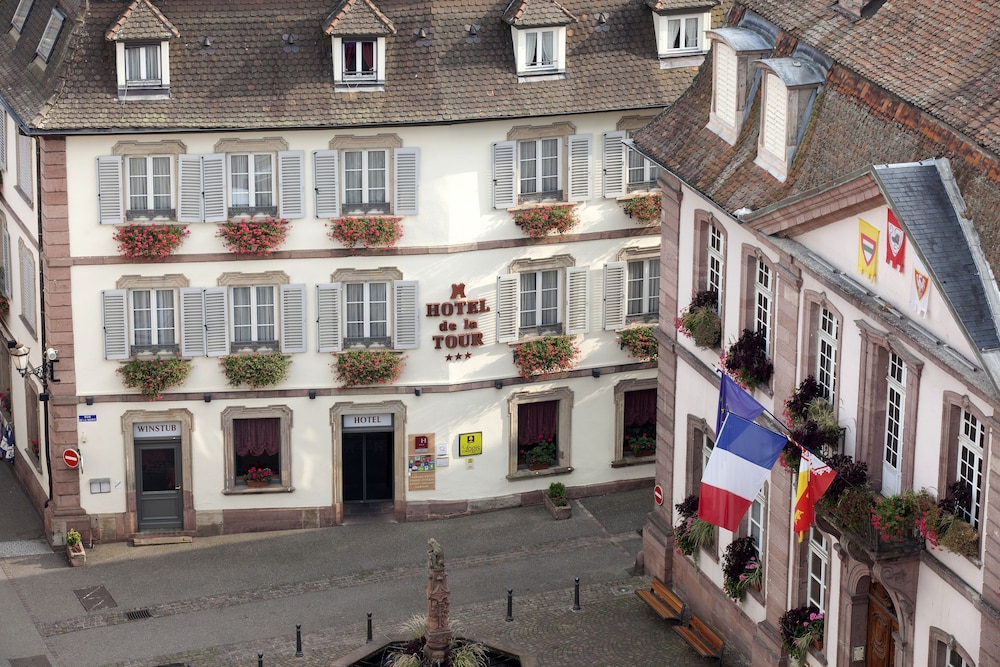 HOTEL DE LA TOUR 6/67