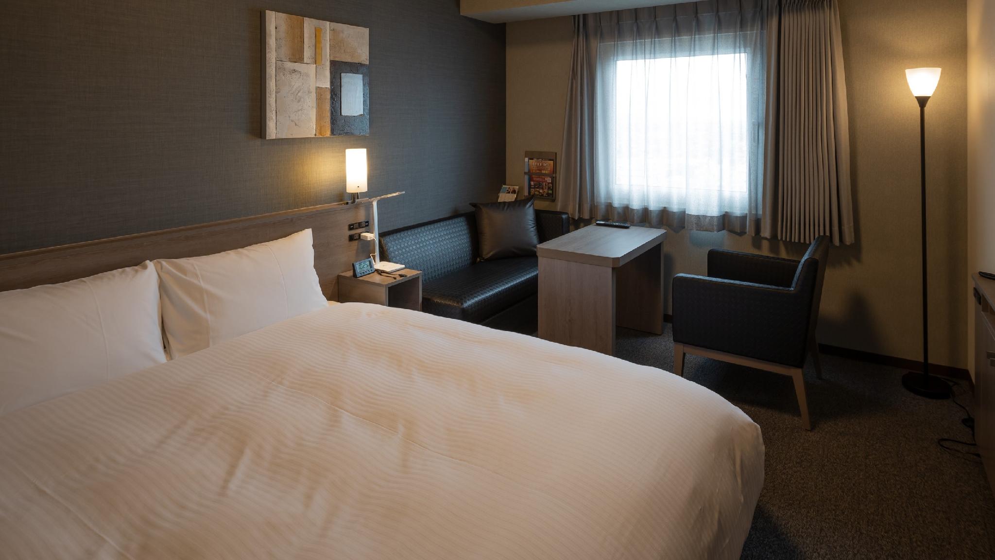 Semi Room, Standard, Semi Double Bed