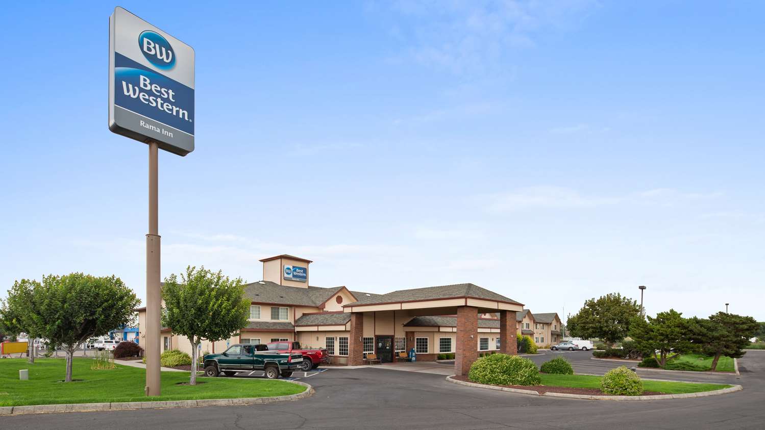 Best Western Rama Inn 4/42