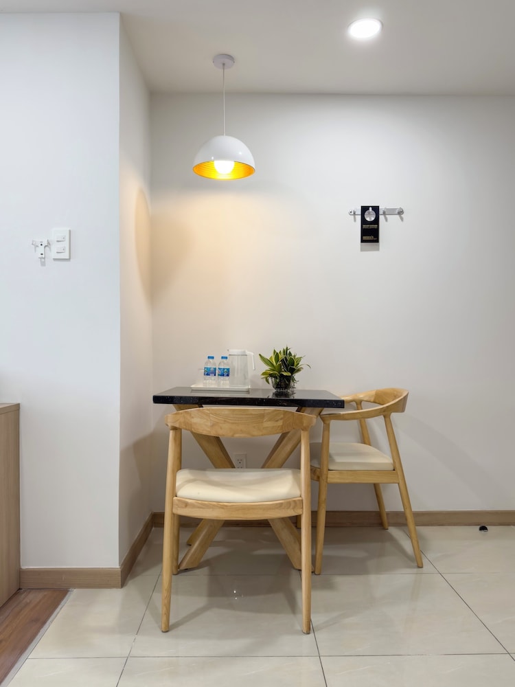 Cityhouse - LightHouse SG 8/49