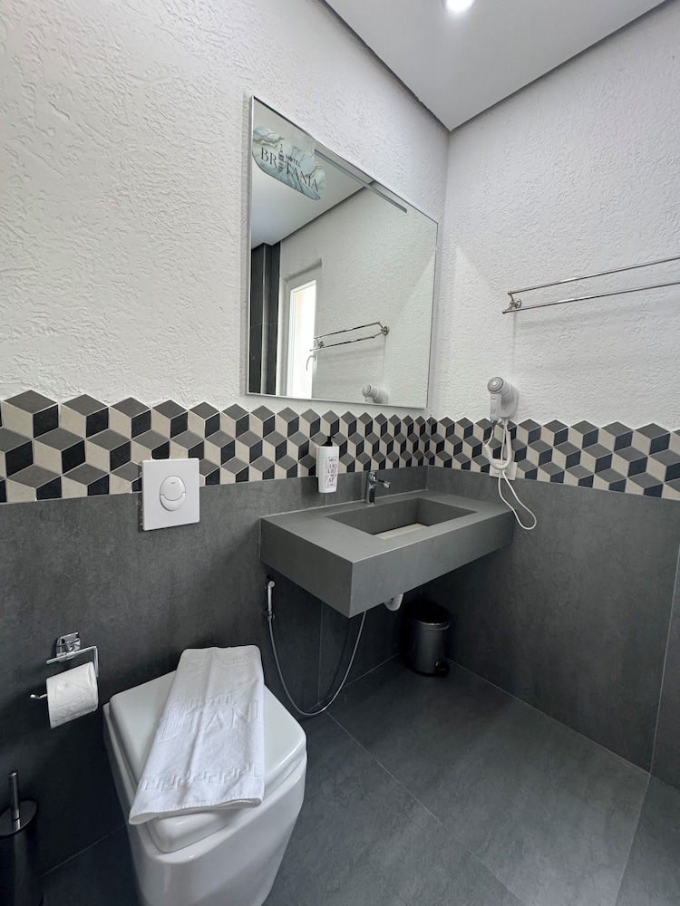 ADEA HOTEL 55/58