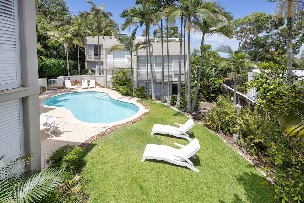 NOOSA BLUE RESORT 73/76