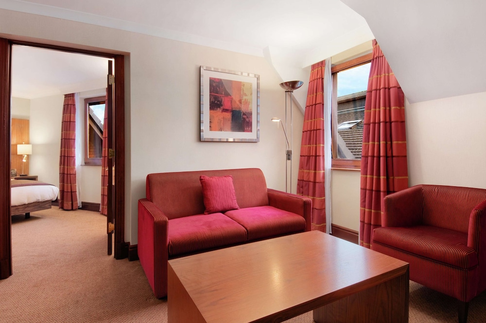DOUBLETREE BY HILTON SOUTHAMPTON 51/93