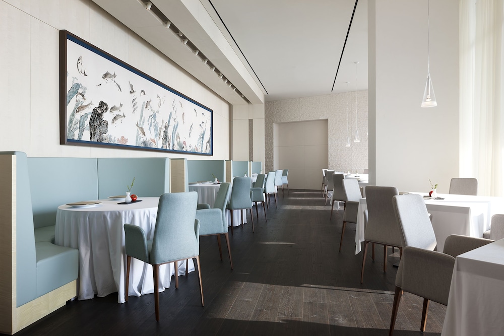 Seamarq Hotel 60/70